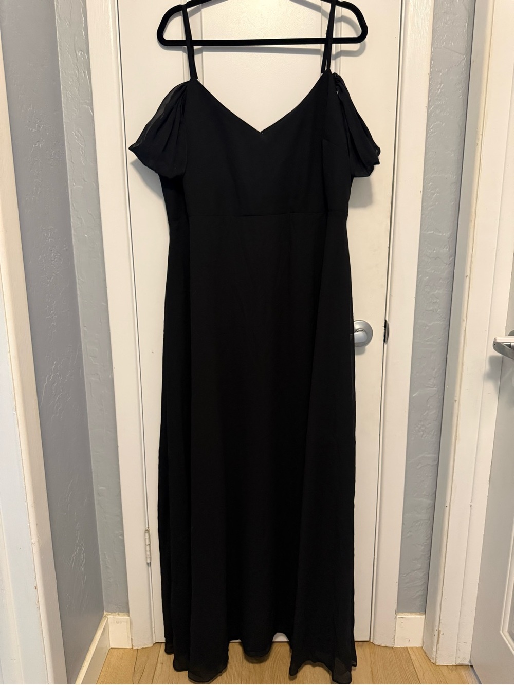 Women's Black Bridesmaids Dress with Removable Cap Sleeves
